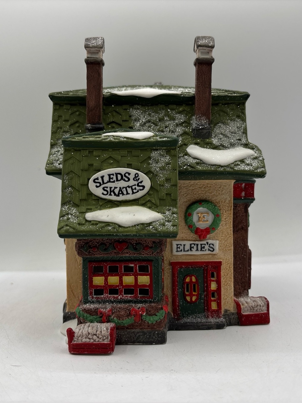 Department 56 1992 Vintage HVC North Pole Series Elfie’s Sleds & Skates 5625-1